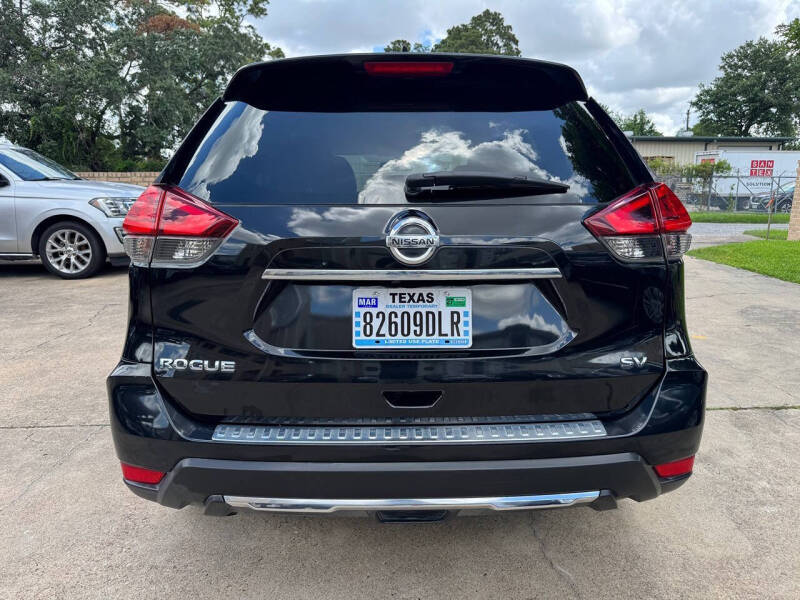 2017 Nissan Rogue SL