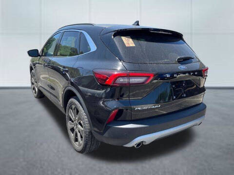 2025 Ford Escape Platinum