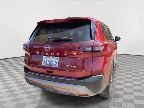 2022 Nissan Rogue SL