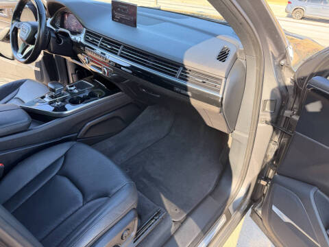 2017 Audi Q7 3.0T quattro Premium Plus