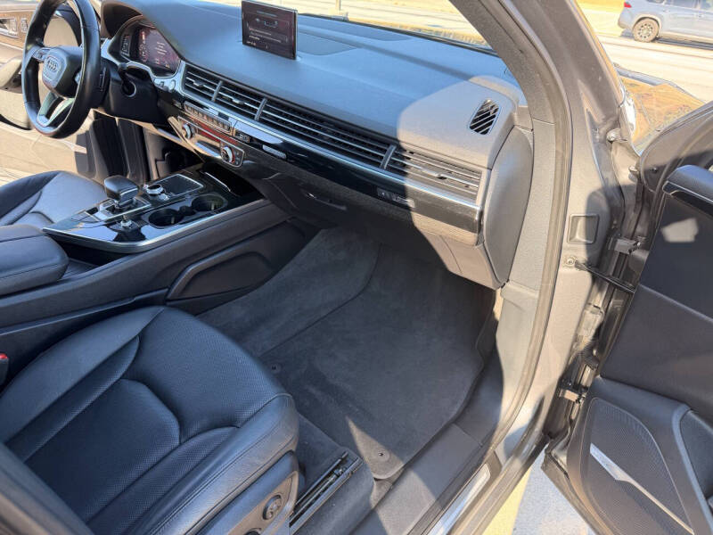 2017 Audi Q7 3.0T quattro Premium Plus