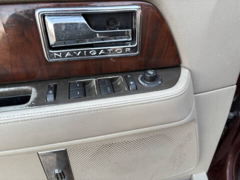 2011 Lincoln Navigator