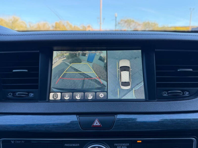 2017 Kia Cadenza Premium