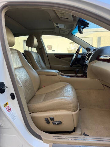 2007 Lexus LS 460