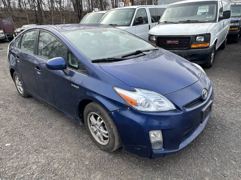 2010 Toyota Prius III