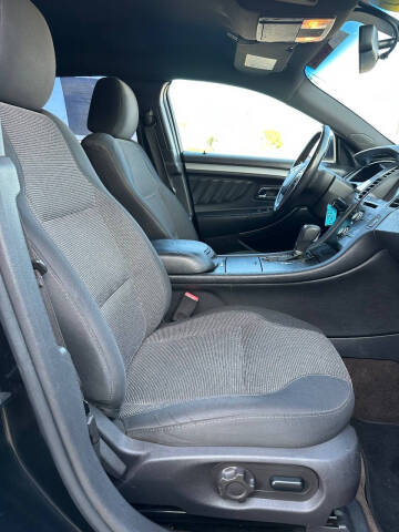 2013 Ford Taurus SEL