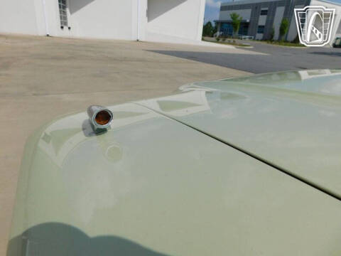 1966 Ford Thunderbird