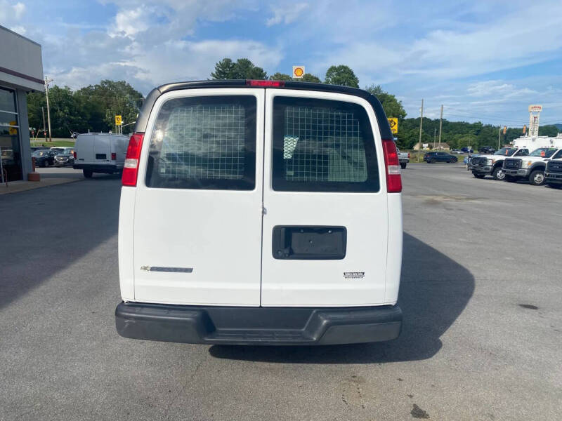 2020 Chevrolet Express 2500