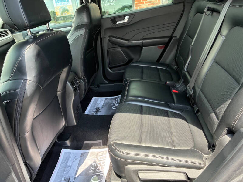 2025 Ford Escape Platinum
