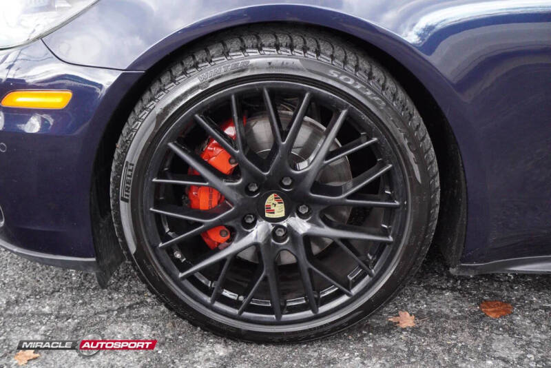 2017 Porsche Panamera 4S