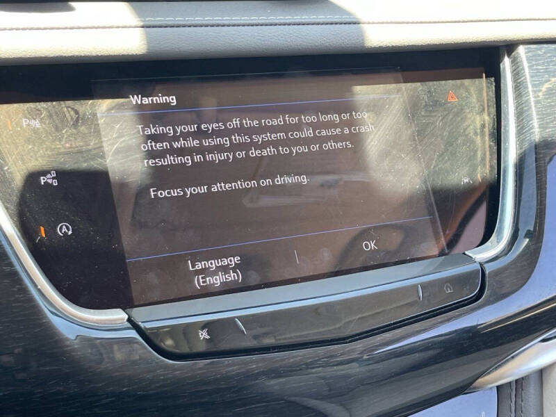 2023 Cadillac XT6 Premium Luxury