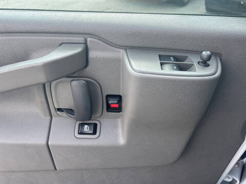 2020 Chevrolet Express 2500