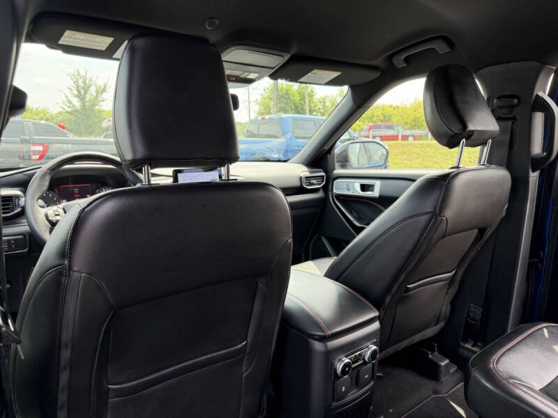 2022 Ford Explorer ST-Line