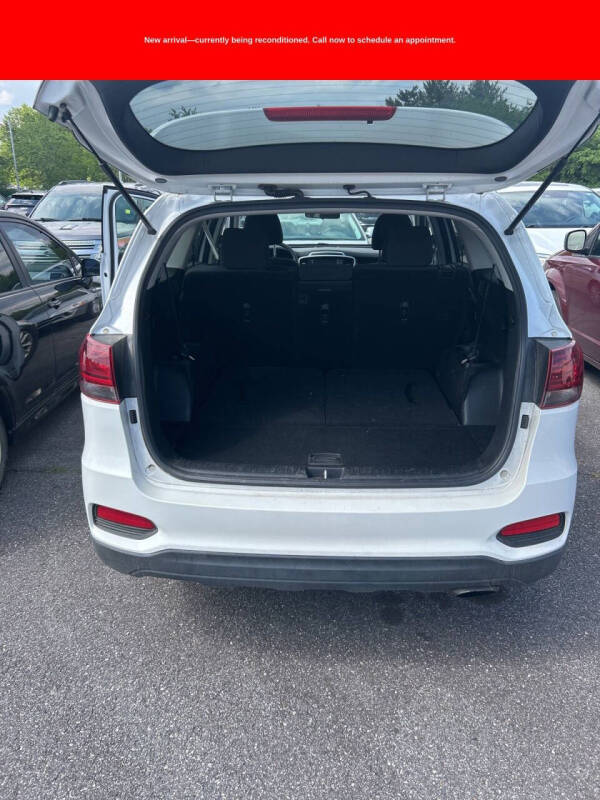 2019 Kia Sorento LX V6
