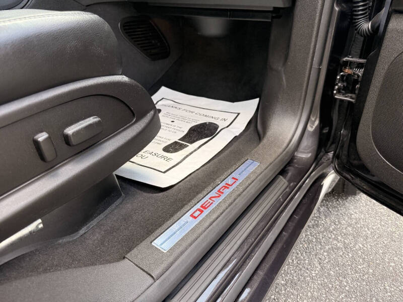 2015 GMC Acadia Denali