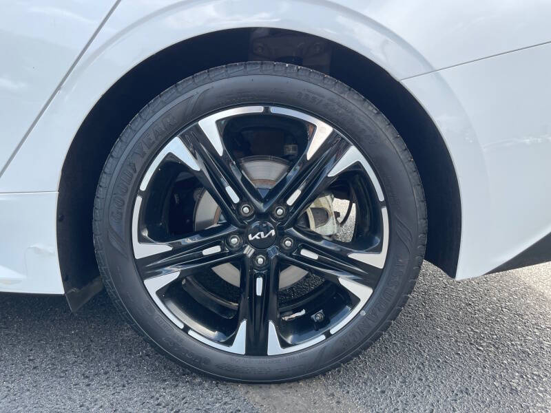 2022 Kia K5