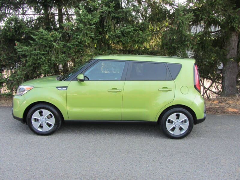 2015 Kia Soul for sale at B & C Northwest Auto Sales in Olympia WA