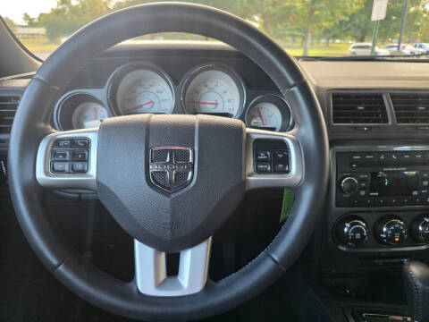 2014 Dodge Challenger SXT