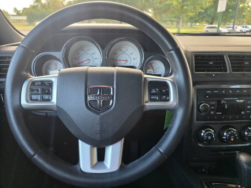 2014 Dodge Challenger SXT