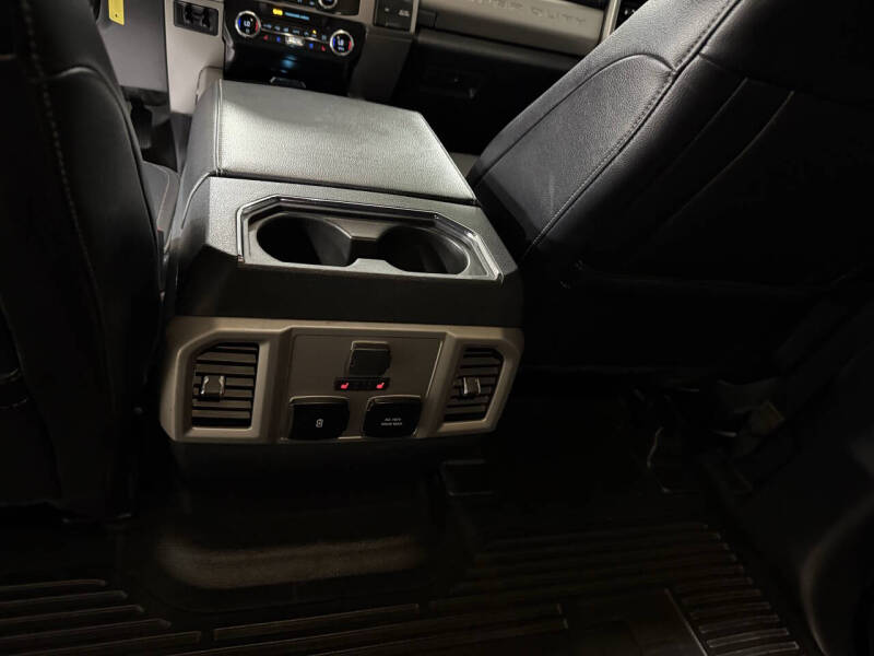 2022 Ford F-350 Super Duty Lariat