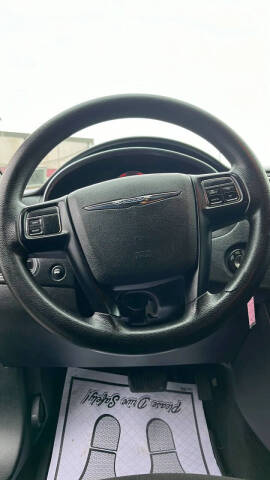 2014 Chrysler 200 LX