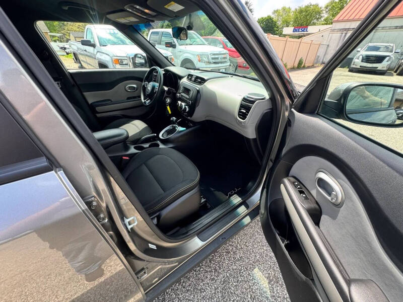2014 Kia Soul +