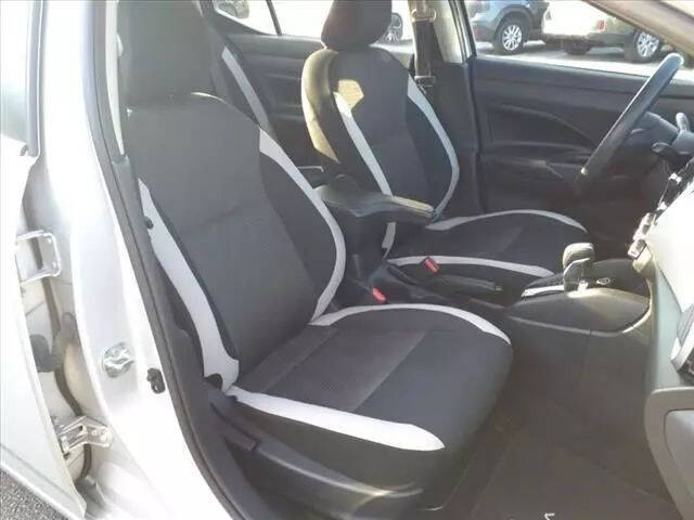 2020 Nissan Versa SV