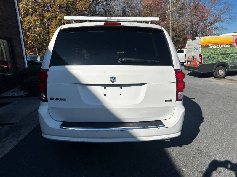 2013 RAM C/V
