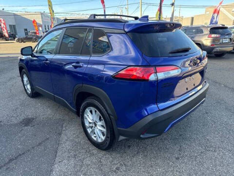 2024 Toyota Corolla Cross LE