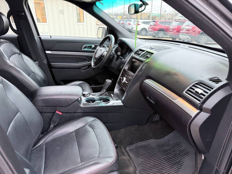 2016 Ford Explorer Sport