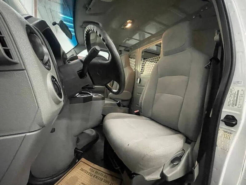 2014 Ford E-Series E-250