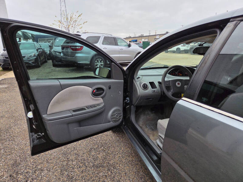 2006 Saturn Ion 2