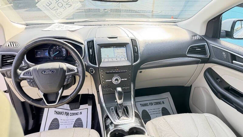 2017 Ford Edge Titanium