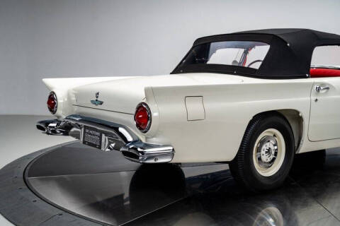 1957 Ford Thunderbird