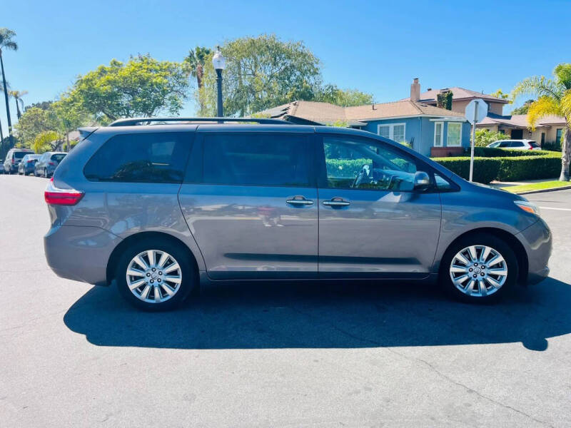 2017 Toyota Sienna