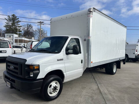 2017 Ford E-Series E-350 SD