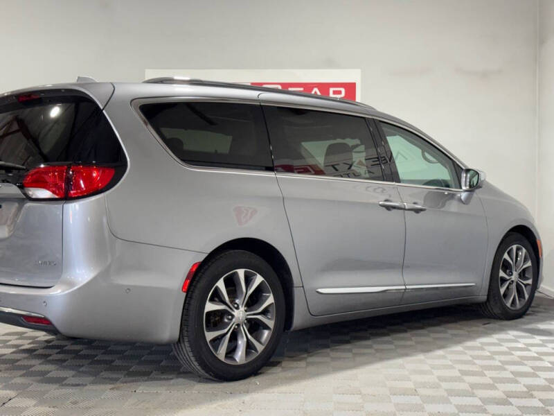 2017 Chrysler Pacifica Limited