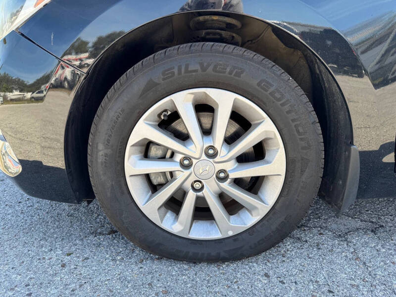 2021 Hyundai Accent SE