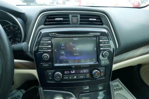 2017 Nissan Maxima Platinum