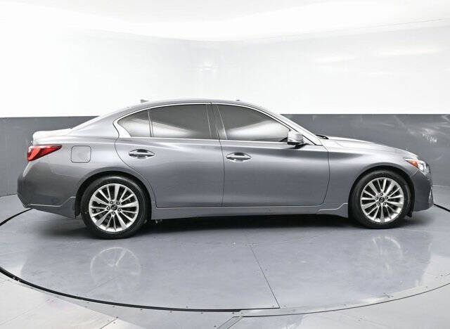 2021 Infiniti Q50 Luxe