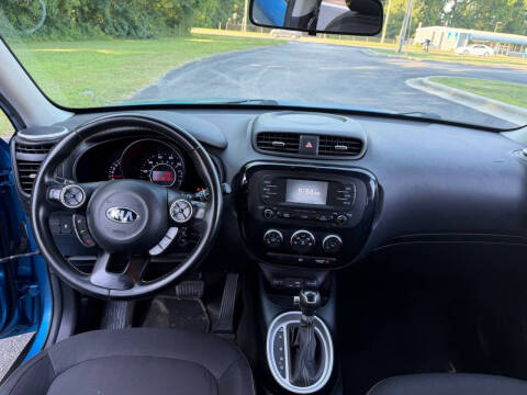 2016 Kia Soul +