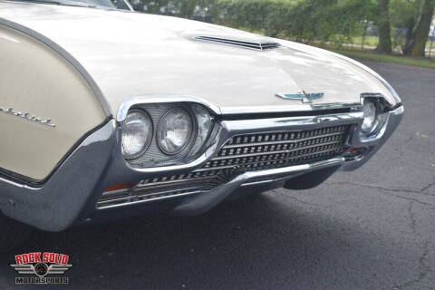 1962 Ford Thunderbird