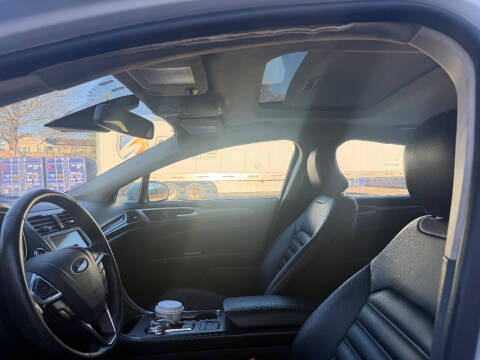 2020 Ford Fusion SEL