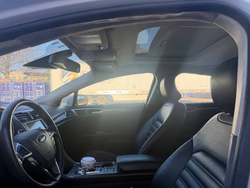 2020 Ford Fusion SEL