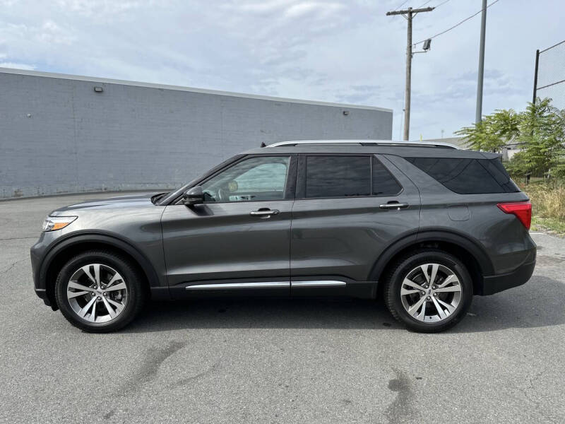 2020 Ford Explorer Platinum