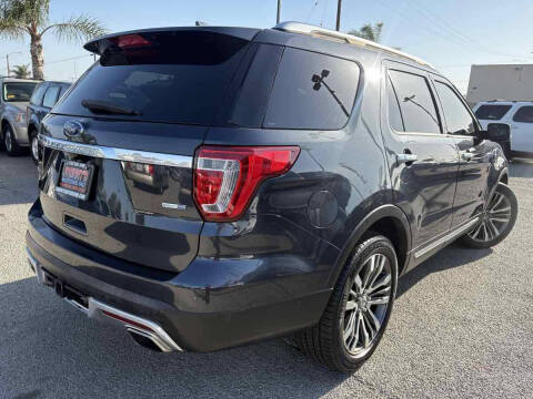 2017 Ford Explorer Platinum