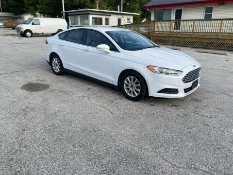 2015 Ford Fusion for sale at Unique Motors in Rock Island IL