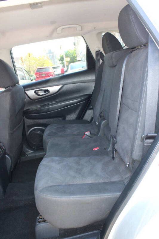 2016 Nissan Rogue S