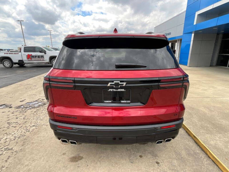 2024 Chevrolet Traverse LT