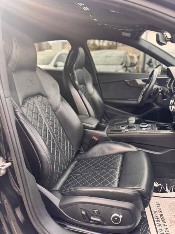 2019 Audi S4 3.0T quattro Premium Plus